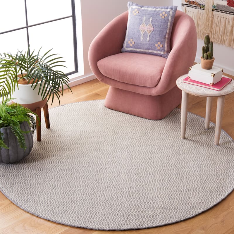 SAFAVIEH Handmade Vermont Windy Wool Rug - 6' Round - Grey/Ivory