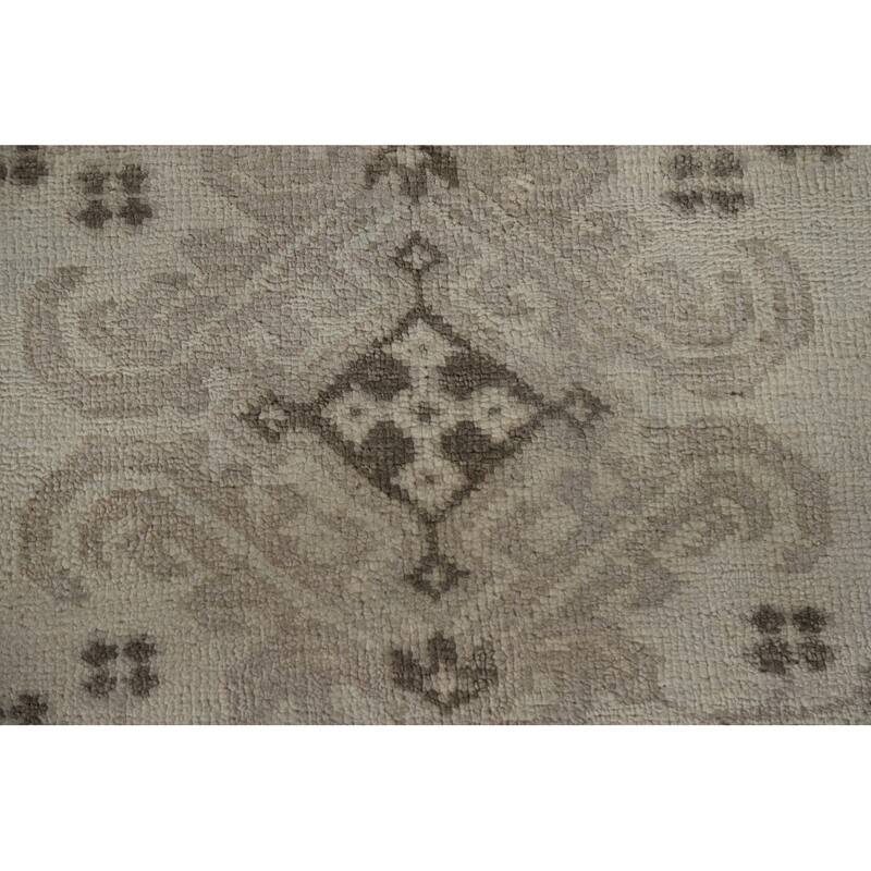 Beige Oushak Area Rug Hand-Knotted Wool Carpet - 7'10"x 9'7"