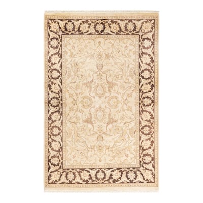 Overton Handknotted Wool Contemporary Floral Ivory Area Rug - 4' x 6'