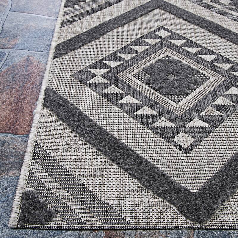 Ravine Wonderment Gray Indoor/Outdoor Area Rug