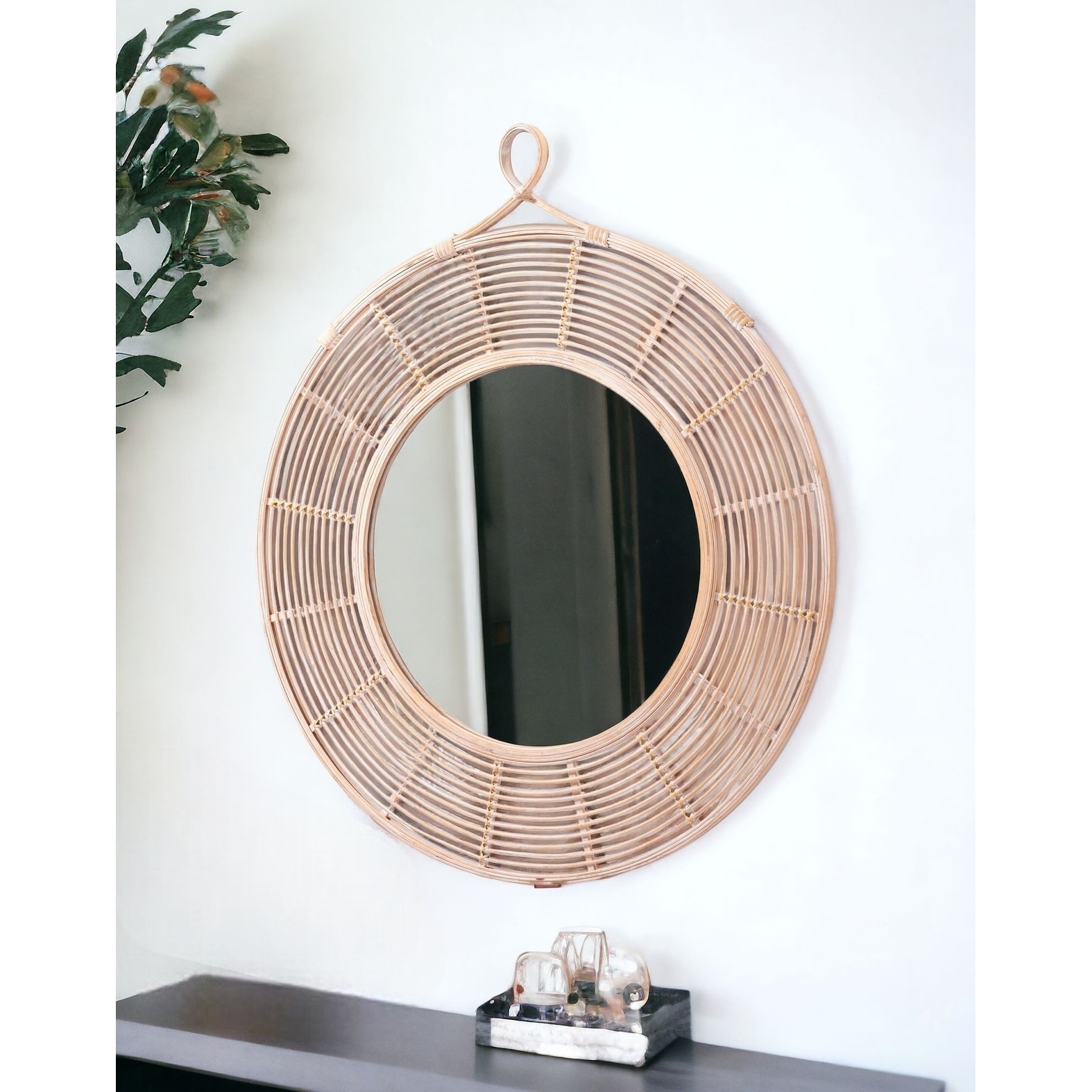 HomeRoots 37" Natural Round Framed Accent Mirror - 31.5' X '36.6' X '1.4
