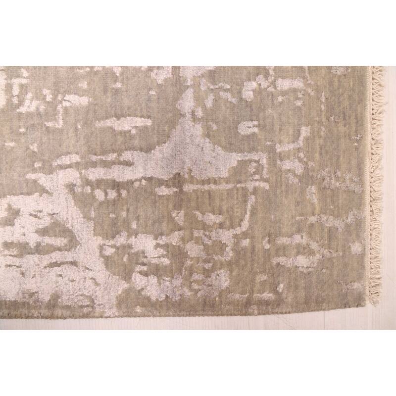 ECARPETGALLERY Hand-knotted Legacy Grey Silk, Wool Rug - 2'7 x 9'11