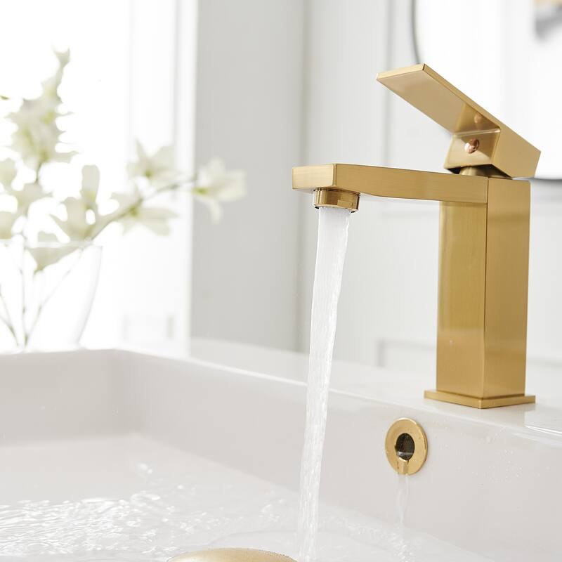 Single Hole Single-Handle Bathroom Faucet - Brushed Gold