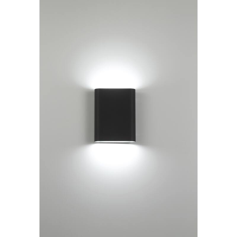 Access Lighting Lux Bi-Directional 8" Wall Sconce - 120V