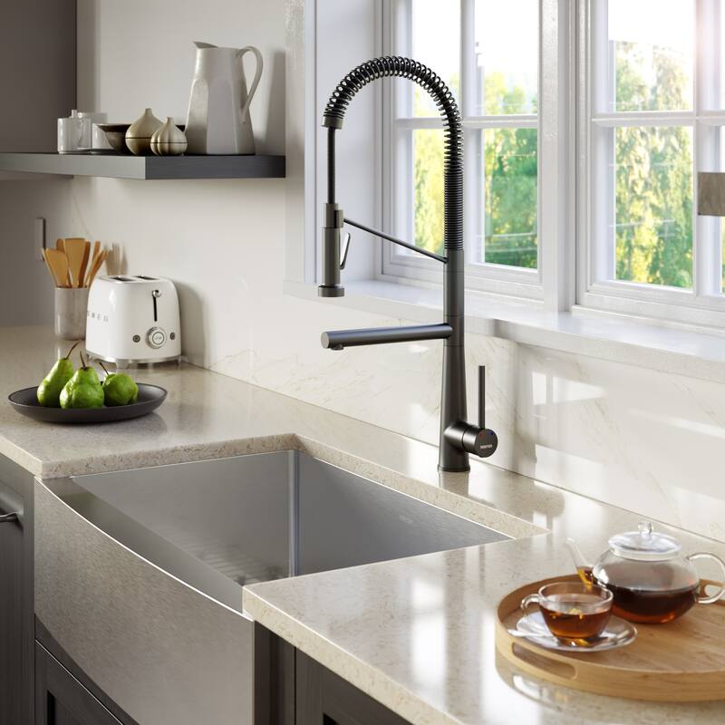 Karran Farmhouse/Apron Stainless Steel 33 in. Single Bowl Sink Kit