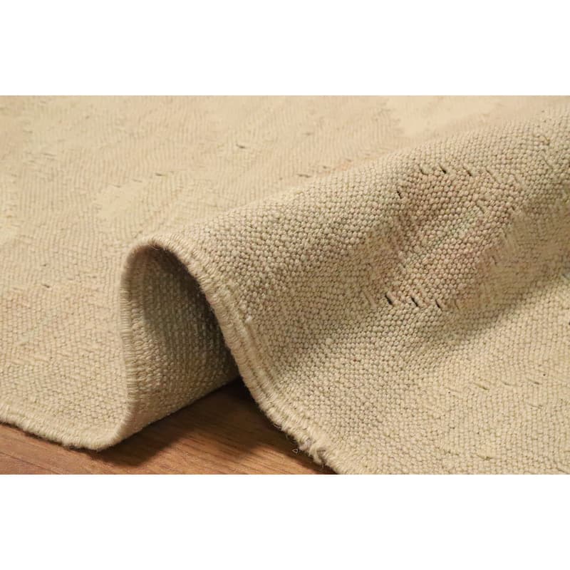 Hand Woven Oriental 100% Wool Carpet Southwestern Tribal Beige & Ivories Kilim Area Rug - 5' 8'' X 4' 0''