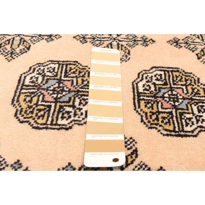 ECARPETGALLERY Hand-knotted Peshawar Bokhara Beige Wool Rug - 3'1 x 5'5