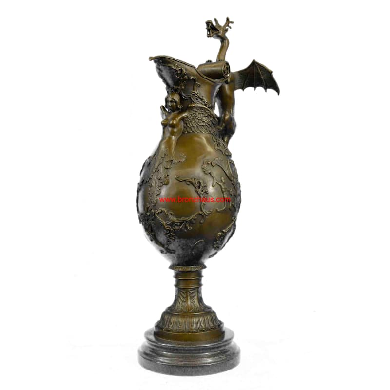 Large European Hot Cast Bronze Vase With Fine Dragon Bronze Sculpture Figurine