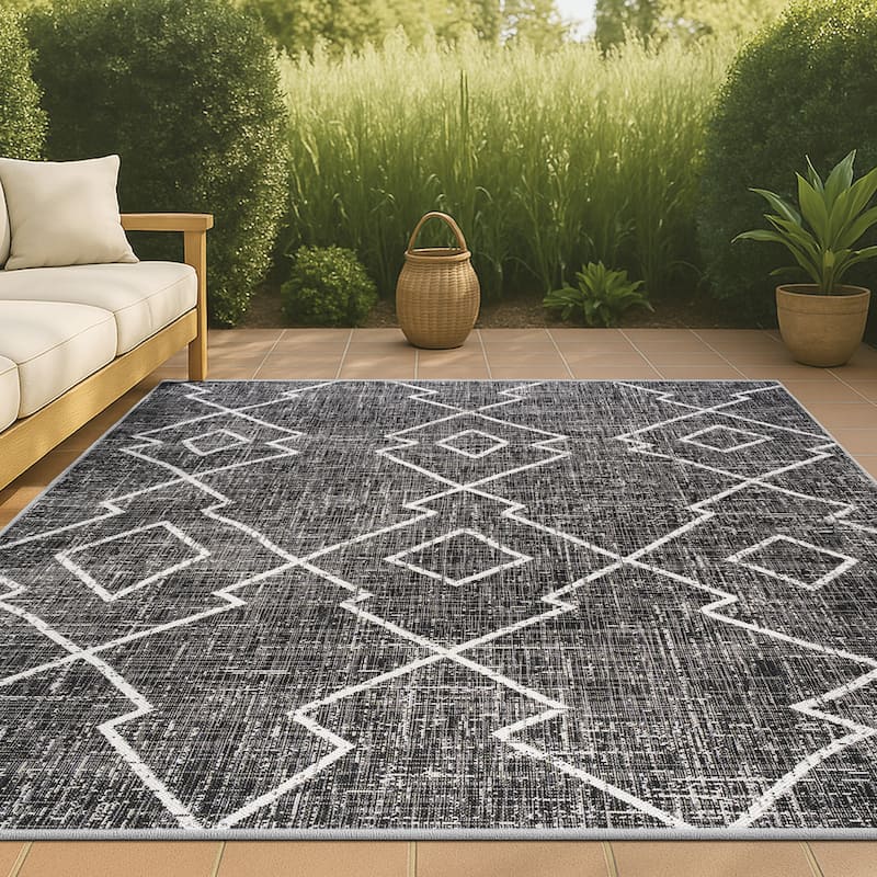 JONATHAN Y Derya Tribal Diamond Trellis Indoor/Outdoor Area Rug