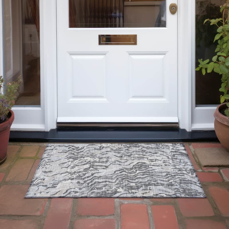 Machine Washable Indoor/ Outdoor Abstract Flow Chantille Rug
