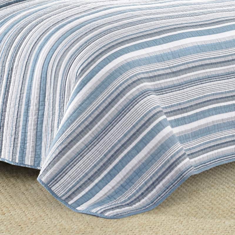 Nautica Jettison Cotton Reversible Blue Quilt Set
