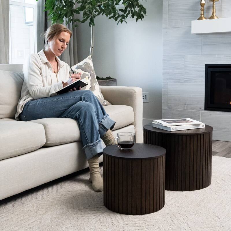 Maven Lane Austin Nesting Tables 2 Piece