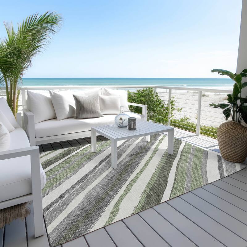 Machine Washable Indoor/ Outdoor Stripe Angles Chantille Rug