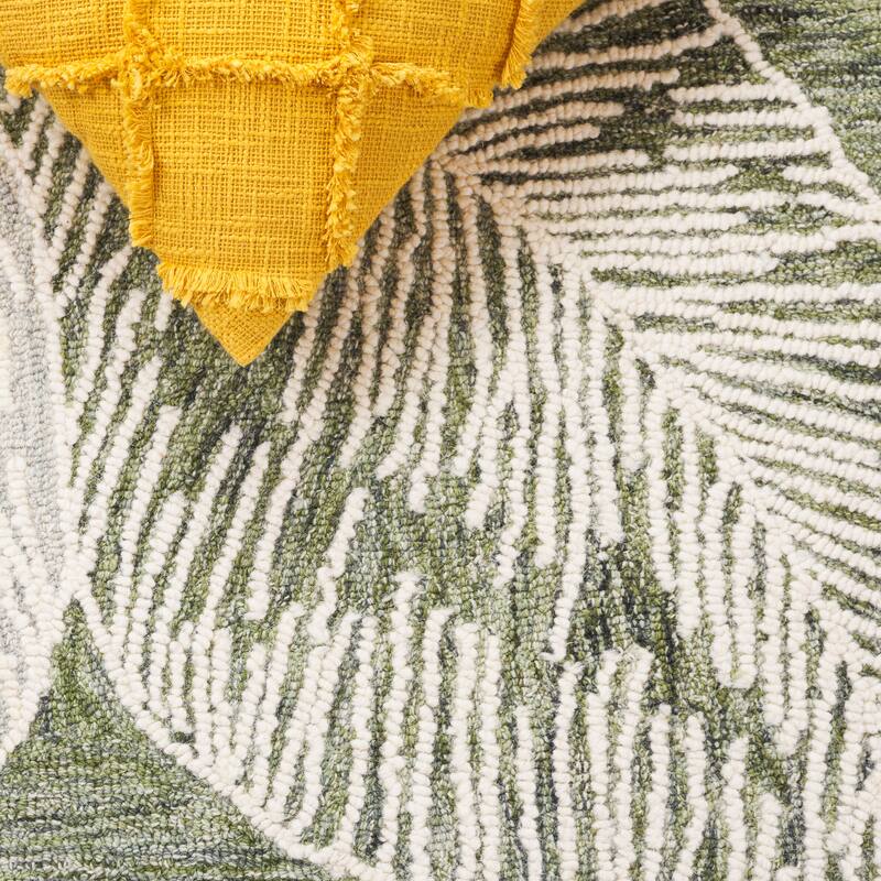 SAFAVIEH Handmade Jardin Mridula Wool Rug