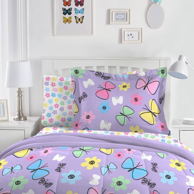Dream Factory Sweet Butterfly 7-piece Bed in a Bag with Sheet Set