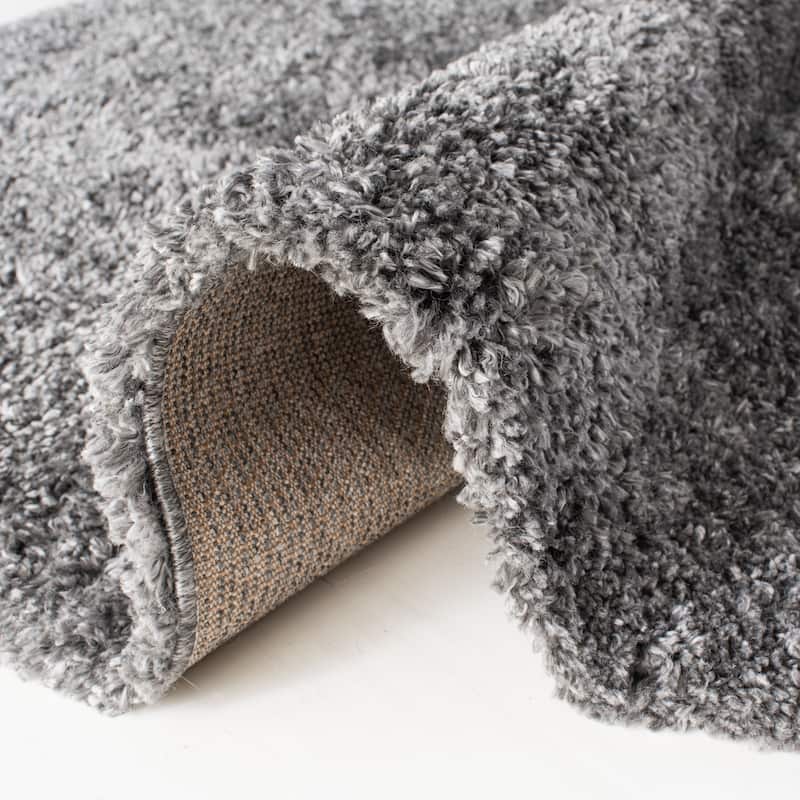 SAFAVIEH Fontana Shag Kimberlie Solid 2-inch Thick Rug