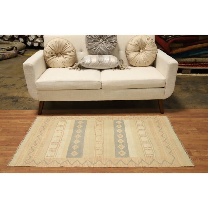 Hand Woven Oriental 100% Wool Carpet Southwestern Tribal Beige & Ivories Kilim Area Rug - 4' 10'' X 2' 10''