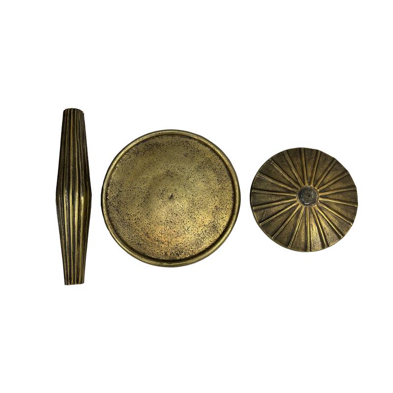 17 Inch Side End Drink Table, Fancy Fluted Base, Round Top Antique Brass