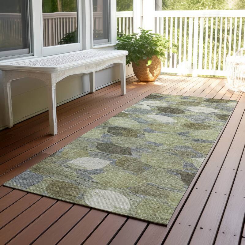 Machine Washable Indoor/ Outdoor Floral Mila Chantille Rug - Fern - 2'3" x 7'6"