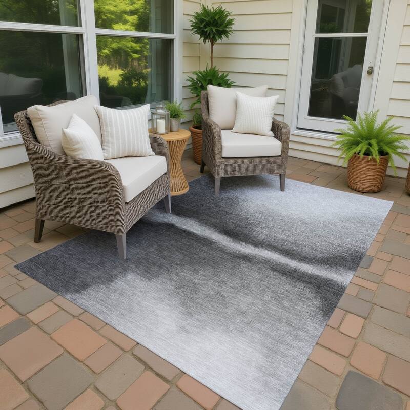 Machine Washable Indoor/ Outdoor Modern Landscape Chantille Rug - Gray - 2'6" x 3'10"
