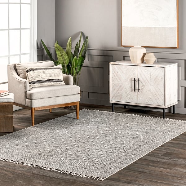 slide 2 of 9, Nuloom Geometric Ivory Flatweave Sparkling Cotton Fringe Area Rug 4' x 6' - Ivory - Rectangle