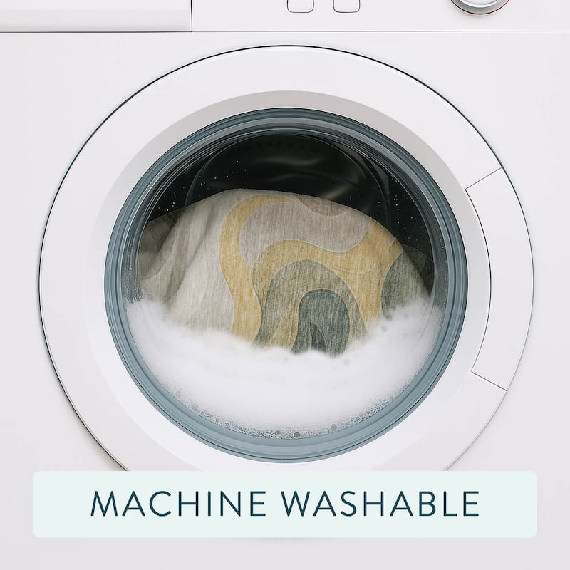 Machine Washable Indoor/ Outdoor Modern Dejuan Chantille Rug