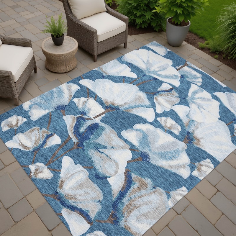 Machine Washable Indoor/ Outdoor Floral Love Chantille Rug