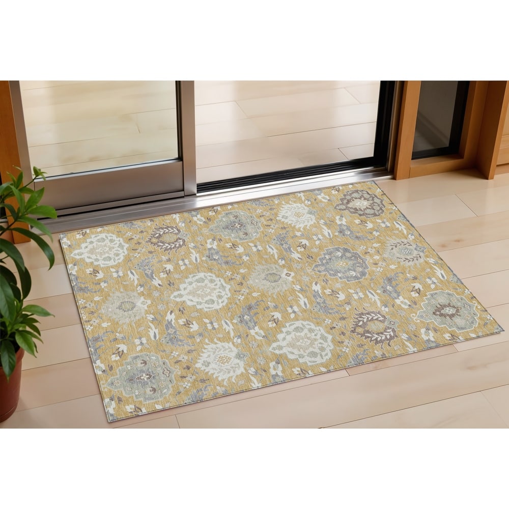 HomeRoots Damask Traditional Rectangle Outdoor Rug
