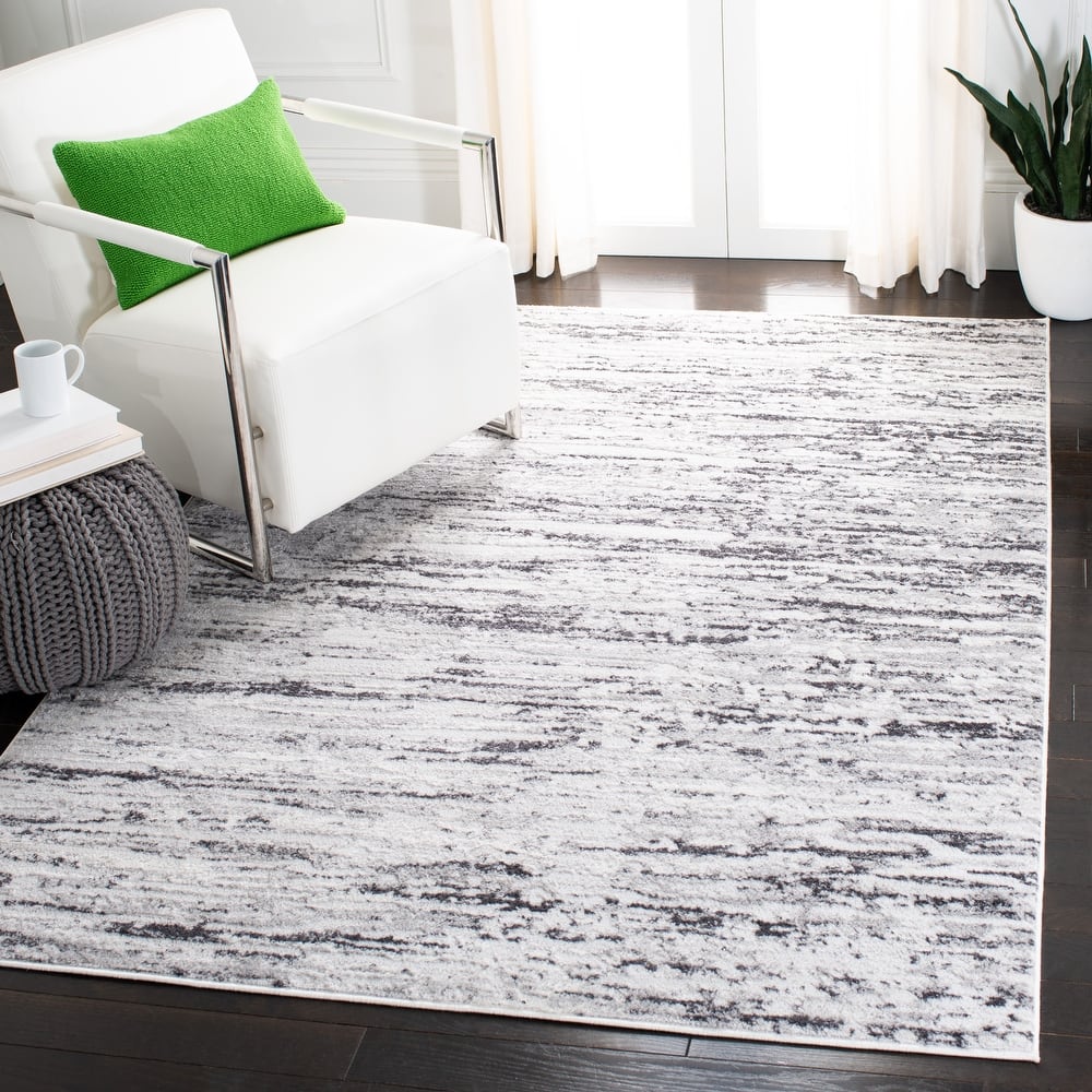 SAFAVIEH Amelia Agda Abstract Rug