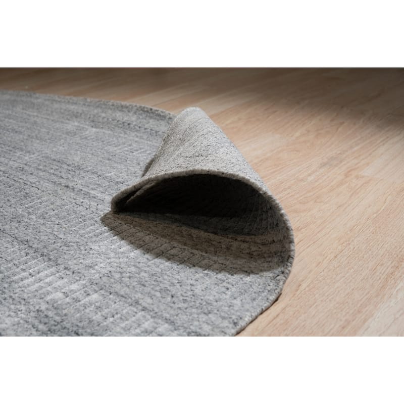 Handloom Wool Silver Contemporary Transitional Super Grass Rug - Modern Elegance and Luxurious Comfort