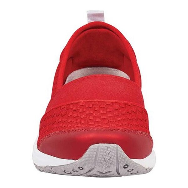 easy spirit twist slip on sneakers