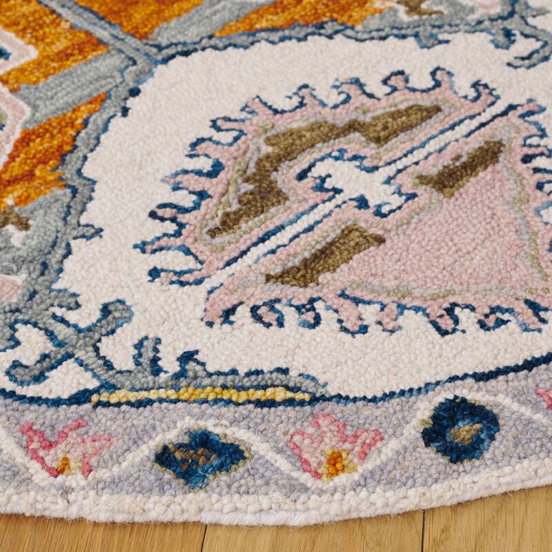 SAFAVIEH Handmade Aspen Azima Bohemian & Eclectic Wool Rug