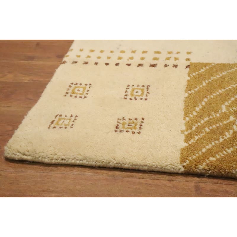 Hand Knotted Oriental 100% Wool Carpet Modern Geometric Beige & Ivories Gabbeh Area Rug - 4' 5'' X 2' 3''