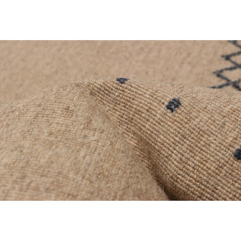 Kashkuli Gabbeh Tan Rug 7'11" x 11'1" - 7'11 x 11'1