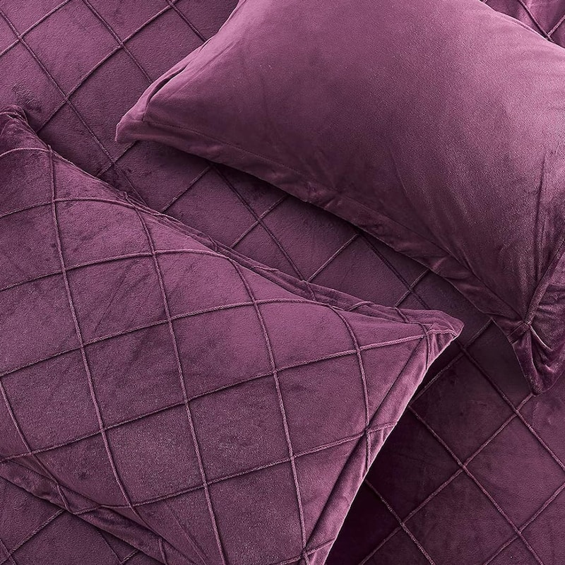 Treselle Merlot Duvet Cover Set