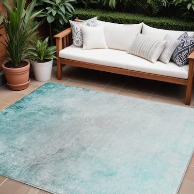 HomeRoots Ombre Transitional Rectangle Outdoor Rug