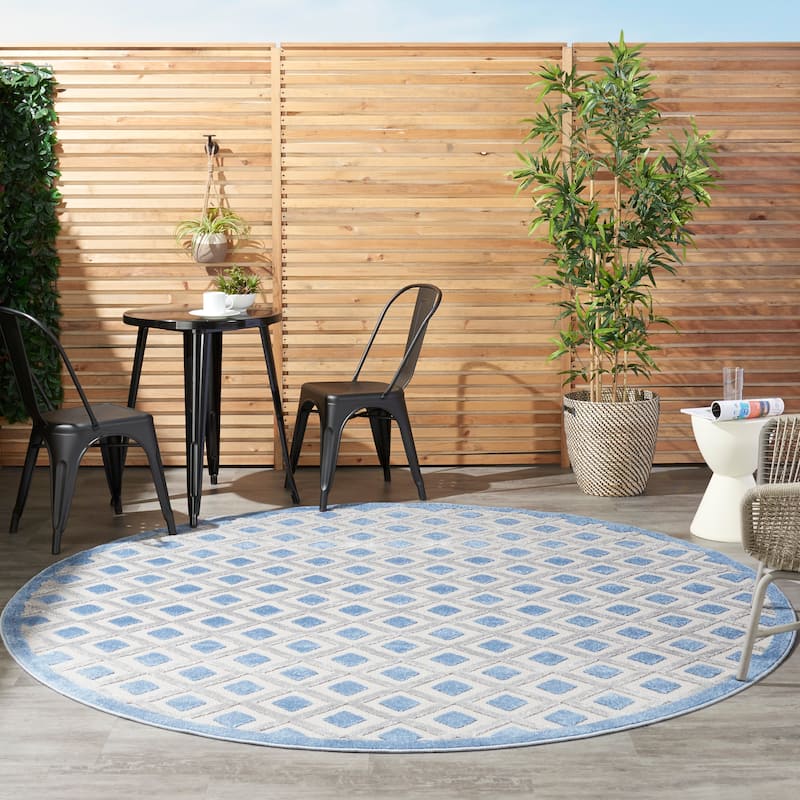 Nourison Aloha Indoor/Outdoor Modern Geometric Diamond Area Rug - 7'10" Round - Grey/Blue