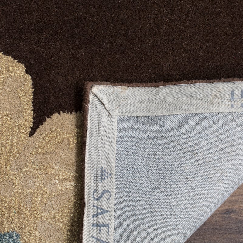 SAFAVIEH Handmade Bella Jeaninne Modern Floral Wool Rug