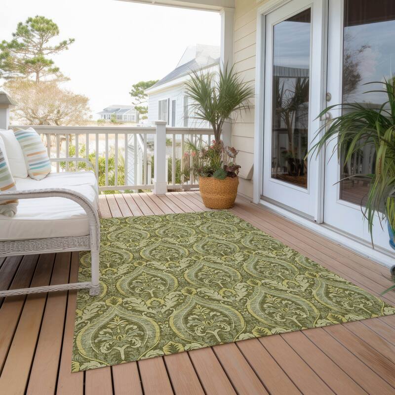 Machine Washable Indoor/ Outdoor Damask Chantille Rug