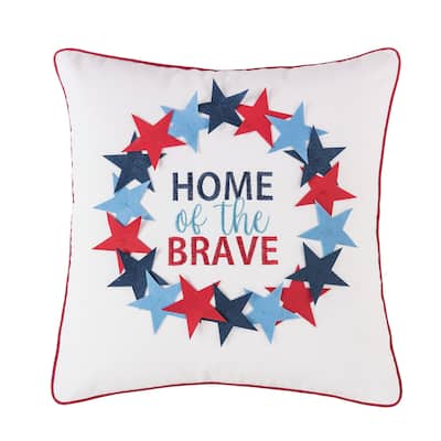 18" x 18" Patriotic "Home Of The Brave" Wreath Pattern Applique Accent Throw