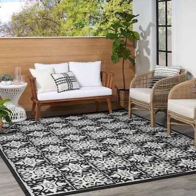 Nourison Aloha Indoor/outdoor Grey Geometric Area Rug