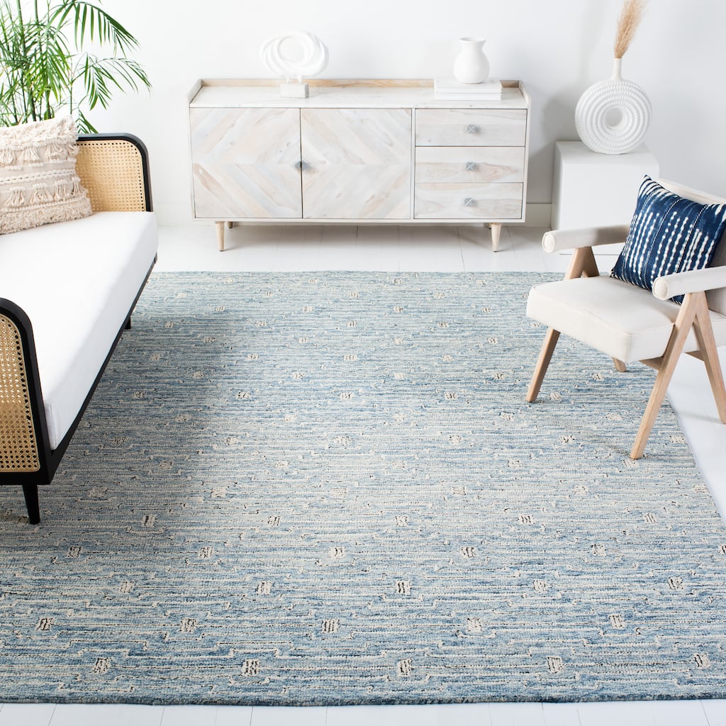 SAFAVIEH Handmade Micro-Loop Gatienne Modern Wool Rug