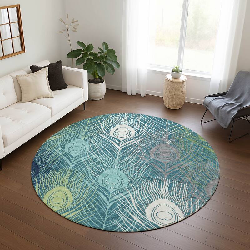 Machine Washable Indoor/ Outdoor Modern Peacock Chantille Rug