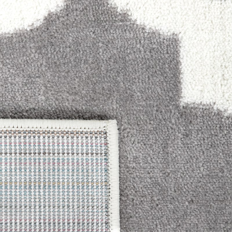 Abstract Area Rug with Modern Geometric Pattern in GreyWhite