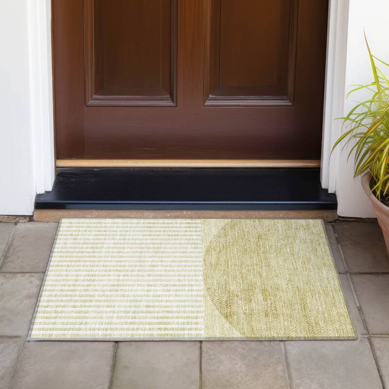 Machine Washable Indoor/Outdoor Contemporary Mod Chantille Rug - Wheat - 1'8" x 2'6"