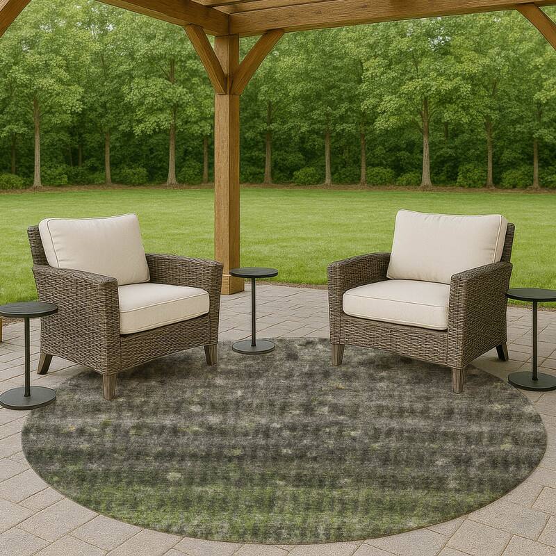 Machine Washable Indoor/ Outdoor Abstract Ombre Chantille Rug - Olive - 8' x 8'