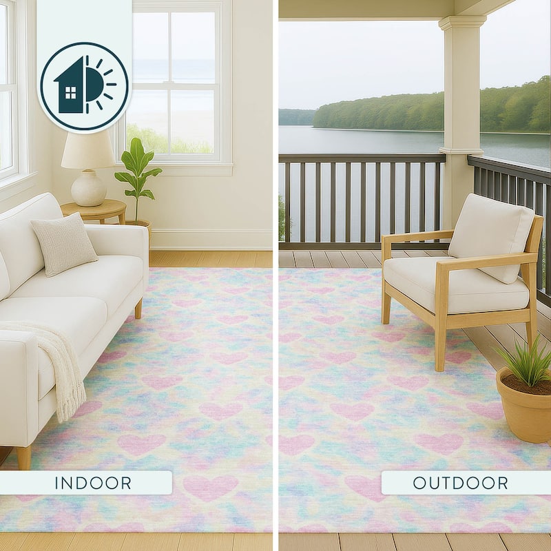 Machine Washable Indoor/ Outdoor Modern Hearts Chantille Rug