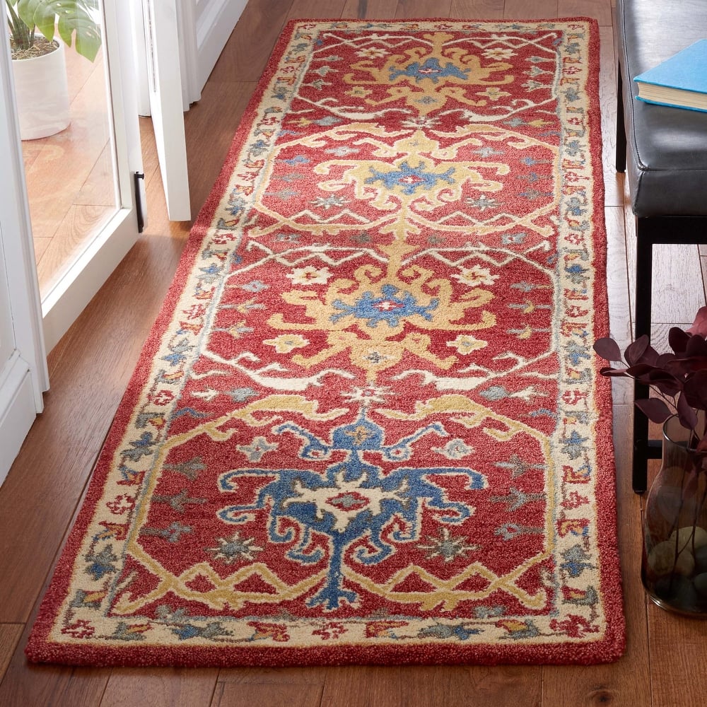 SAFAVIEH Handmade Antiquity Aderita Traditional Wool Rug