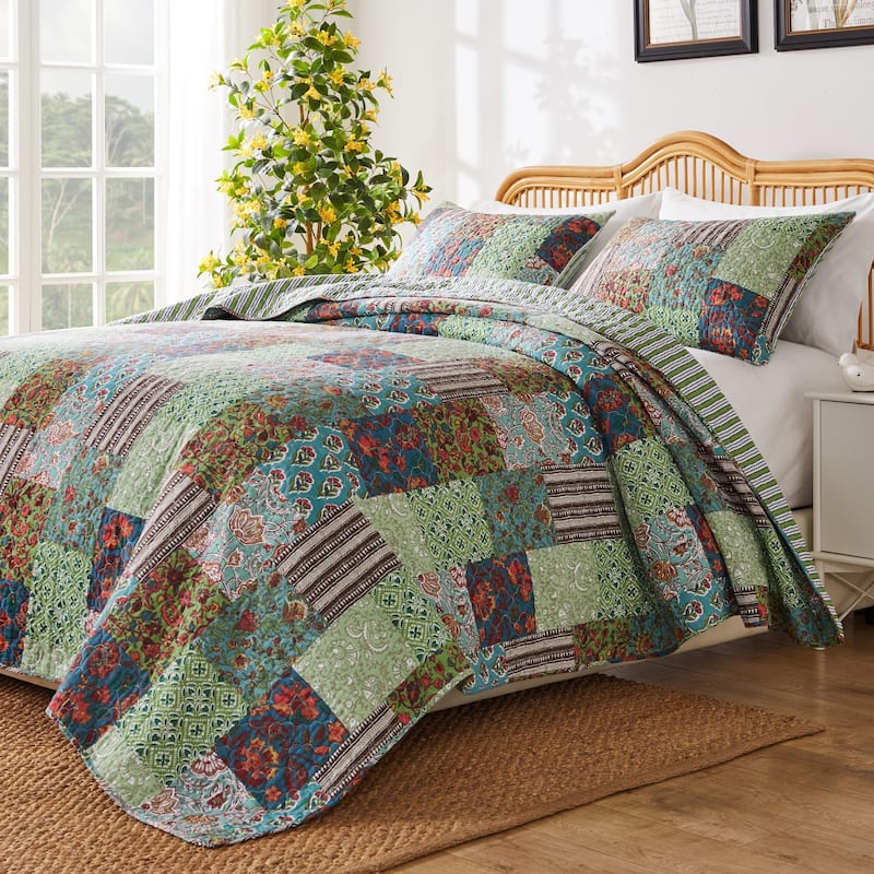 Greenland Home Jasmin Jade - Vintage Boho - Cotton-Rich Quilt Set