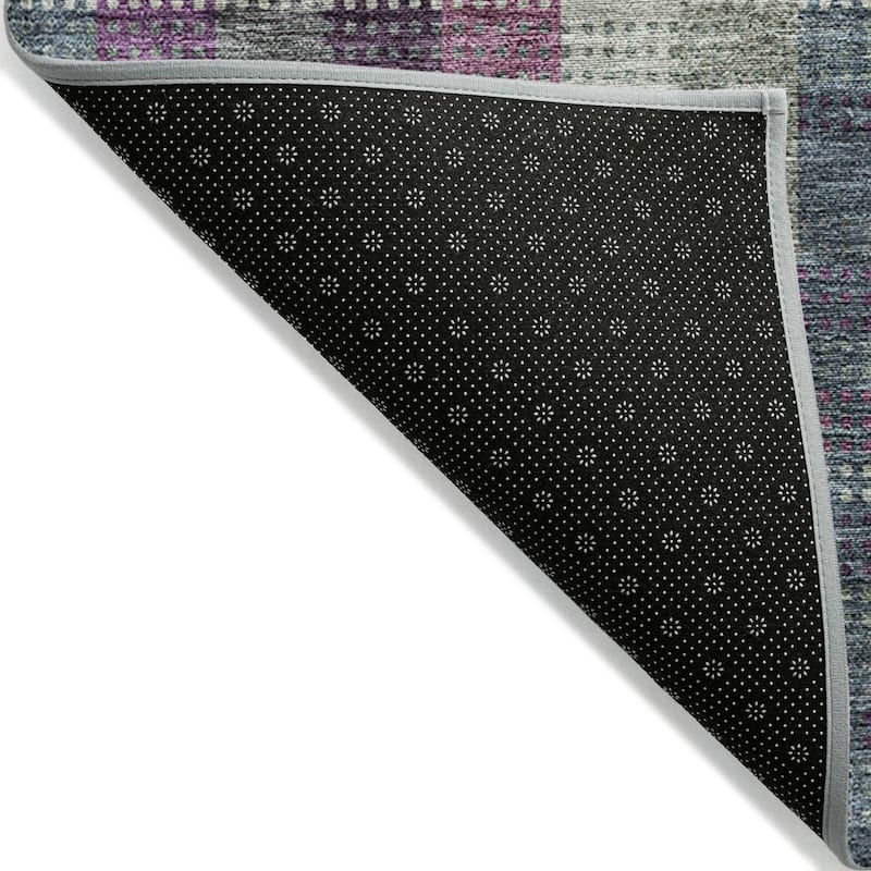 Machine Washable Indoor/ Outdoor Modern Plaid Chantille Rug